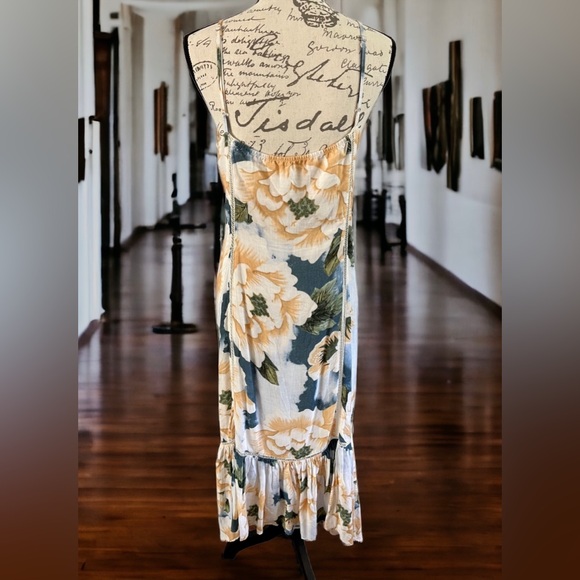Farm Rio EUC Greenfield Midi Dress Sundress Floral White medium Anthropologie - Picture 8 of 16